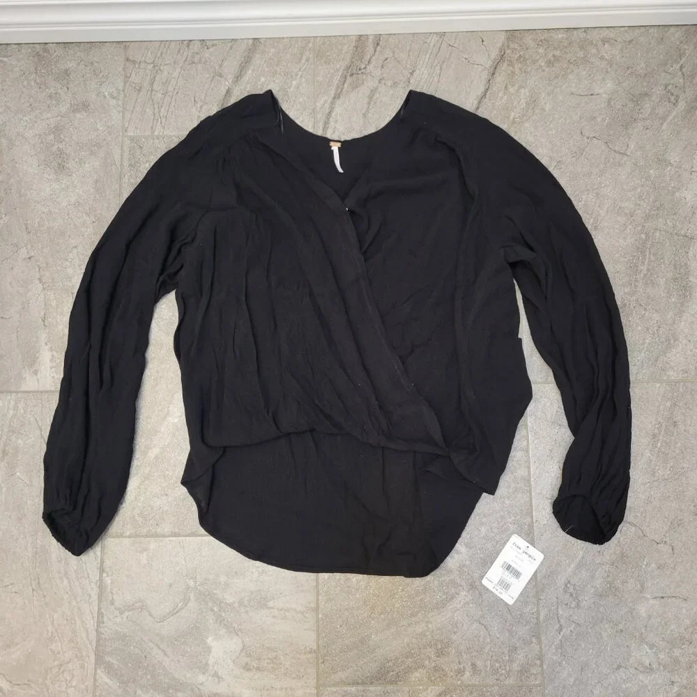 Free People Top Women's Large Black Crinkle Puff Sleeve Crossover Wrap Blouse